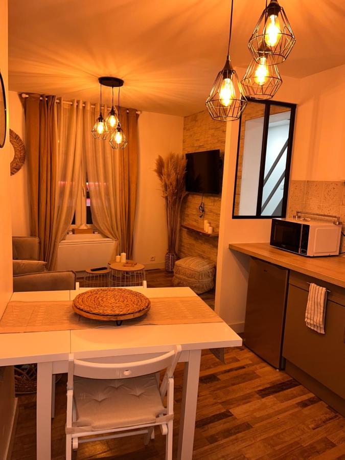 Appartement Centre-Ville 瓦卢瓦地区克雷皮 外观 照片